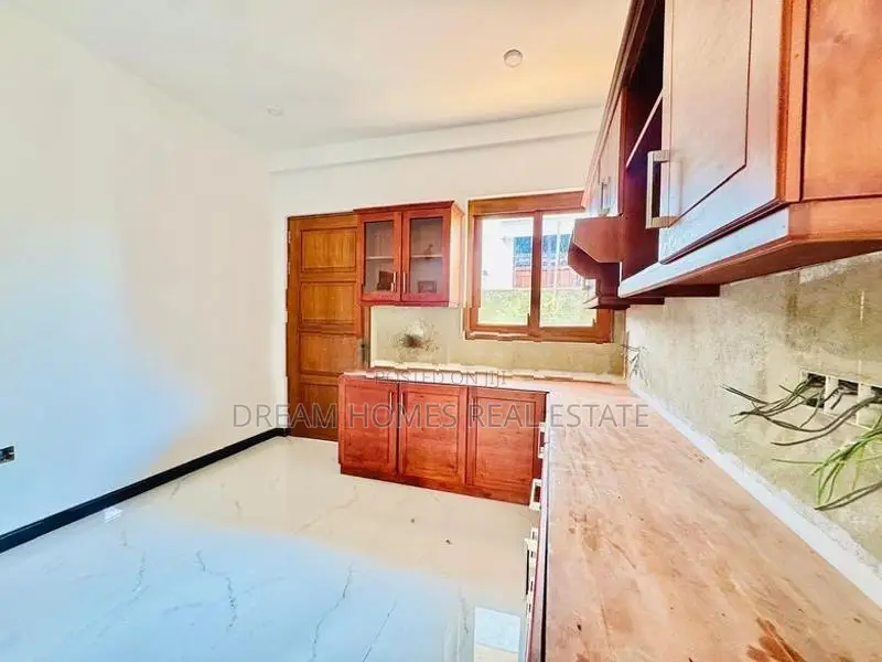 Brand New 7-Bedroom House for Sale – Boralasgamuwa