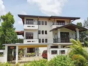 3-Storey House for Rent in Bandaragama