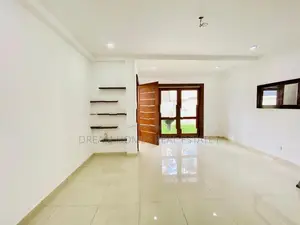 Modern 4-Bedroom House for Sale – Hokandara
