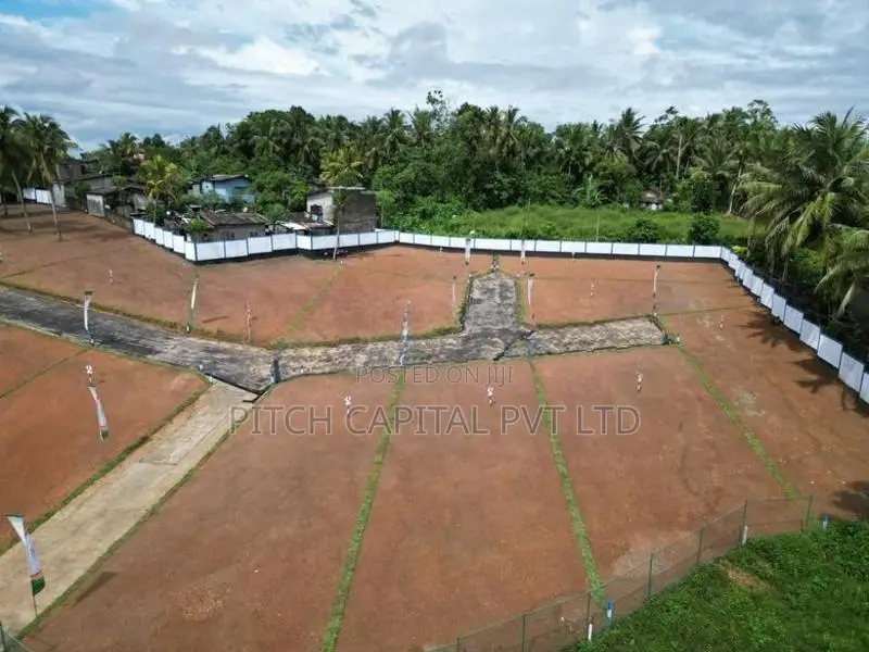 Bandaragama - uyanwatta සුද්දර වැවට මායීම්ව අගනා බිම්කොටස්
