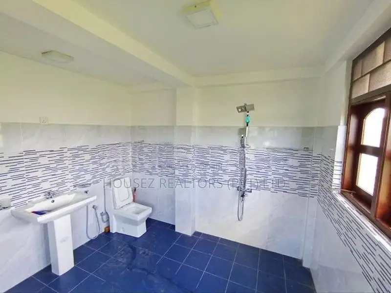 3-Storey House for Rent in Bandaragama