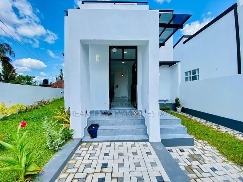 Home for Sale – Athurugiriya