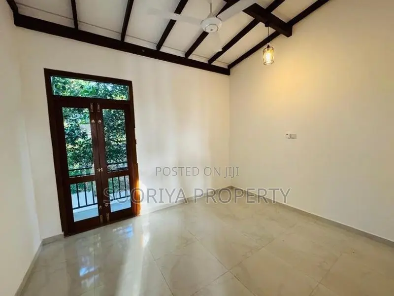 Brand New 2 Story House for Sale in Piliyandala
