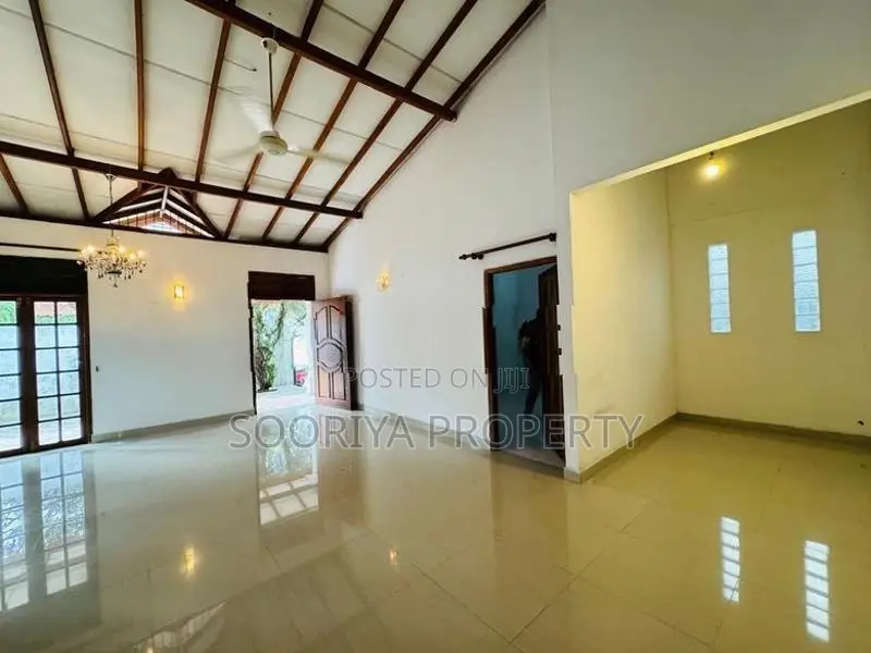 Newly Build Single Story House for Sale in Piliyandala