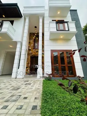 Super Luxury Brand New House for Sale in Piliyandala