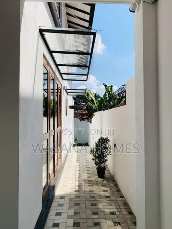 High Quality House for Sale Piliyandala