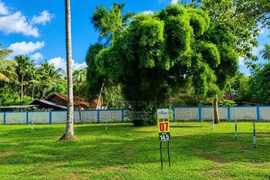 Valuable Residential Property for Sale in Mellawagedara P7