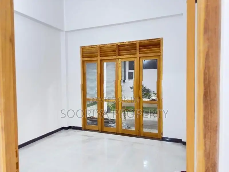 Super Luxury Single Story House for Sale in Piliyandala