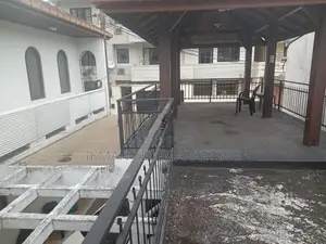 House for Sale in Bauddhaloka Mawatha, Colombo 07
