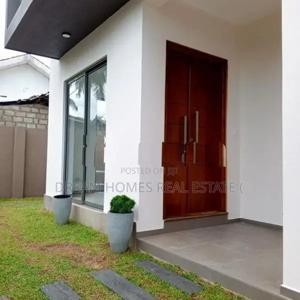 Brand New Luxury House for Sale – 50 Acre, Negombo