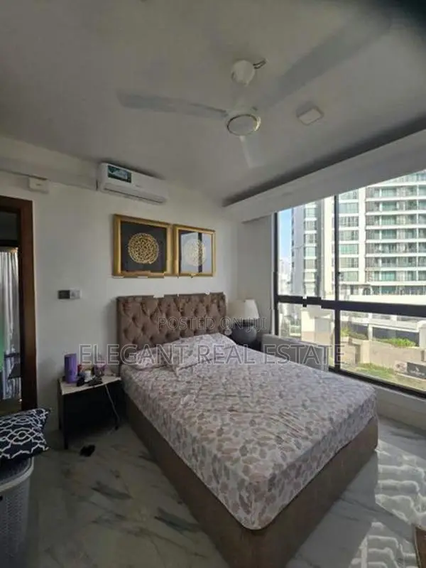 Crescat - 03 Bedroom Furnished Apartment for Sale in Colombo 3 (A6452)