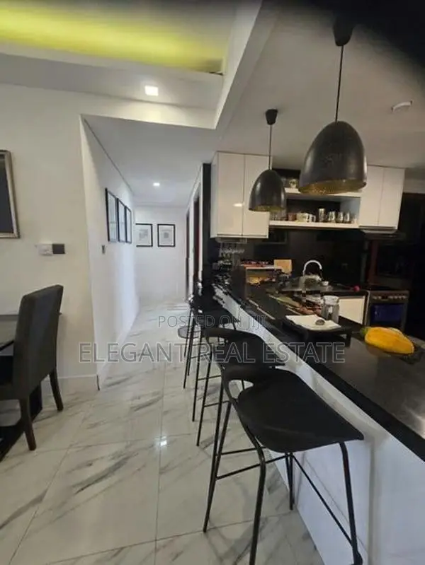 Crescat - 03 Bedroom Furnished Apartment for Sale in Colombo 3 (A6452)