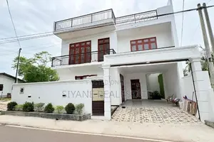 Brand New Beautiful House for Sale in Piliyandala