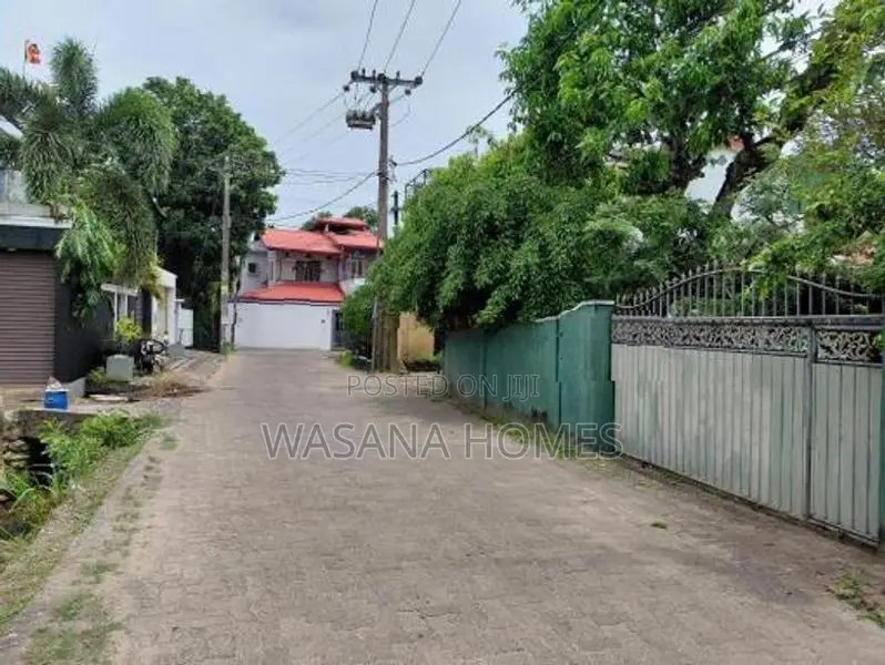 Super Land for Sale Borelesgamuwa