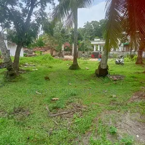 Land තුඩැල්ල ක්‍රිස්තුරාජ විදුහල අසල පර්චස් 20 ක්