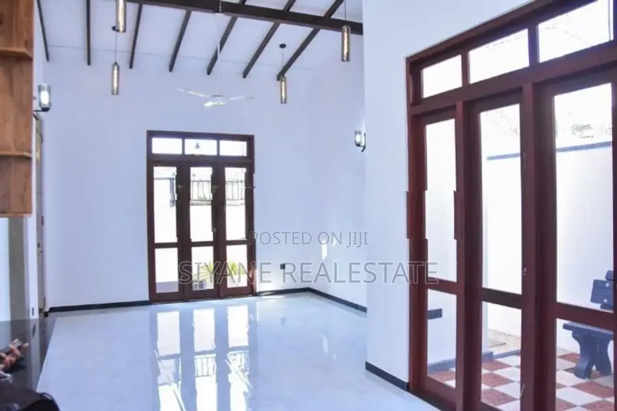 Brand New House for Sale in Athurugiriya