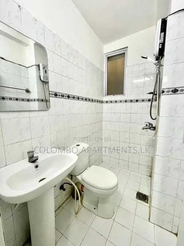 Apartment for Short-Term Rental in Wellawatta. (Property Code: CSH301)