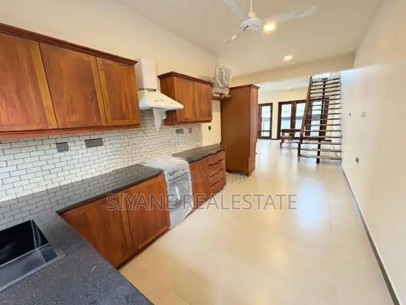 Brand New House for Sale in Battaramulla