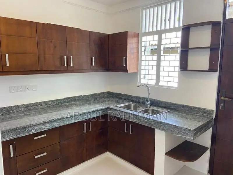 Fully Furnished Luxurious Apartment Colombo 4
