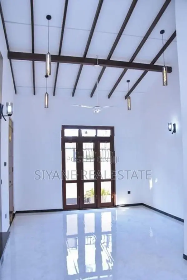 Brand New House for Sale in Athurugiriya