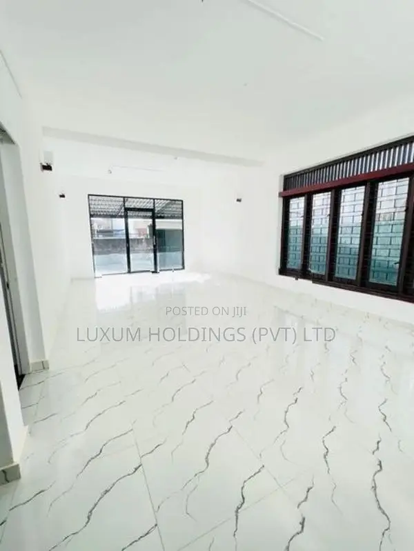 2,000 SQFT Ground Floor House For Rent in Nugegoda [ 2283C ]