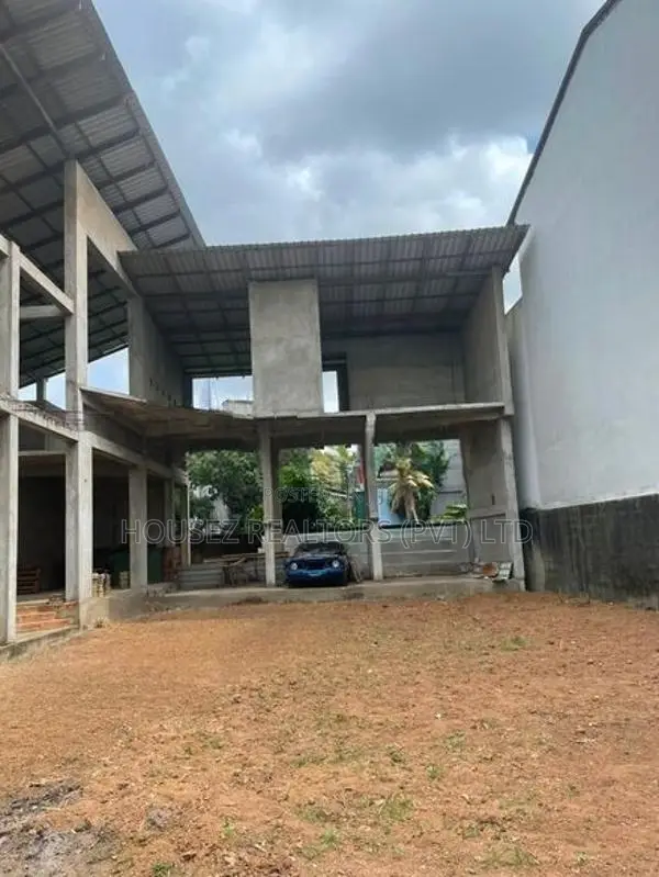 Prime Commercial Property with 2-Storey Building for Sale – Malabe Tow