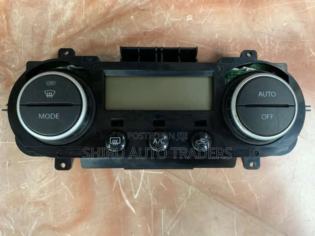 Suzuki Swift ZC71 AC control unit for Car
