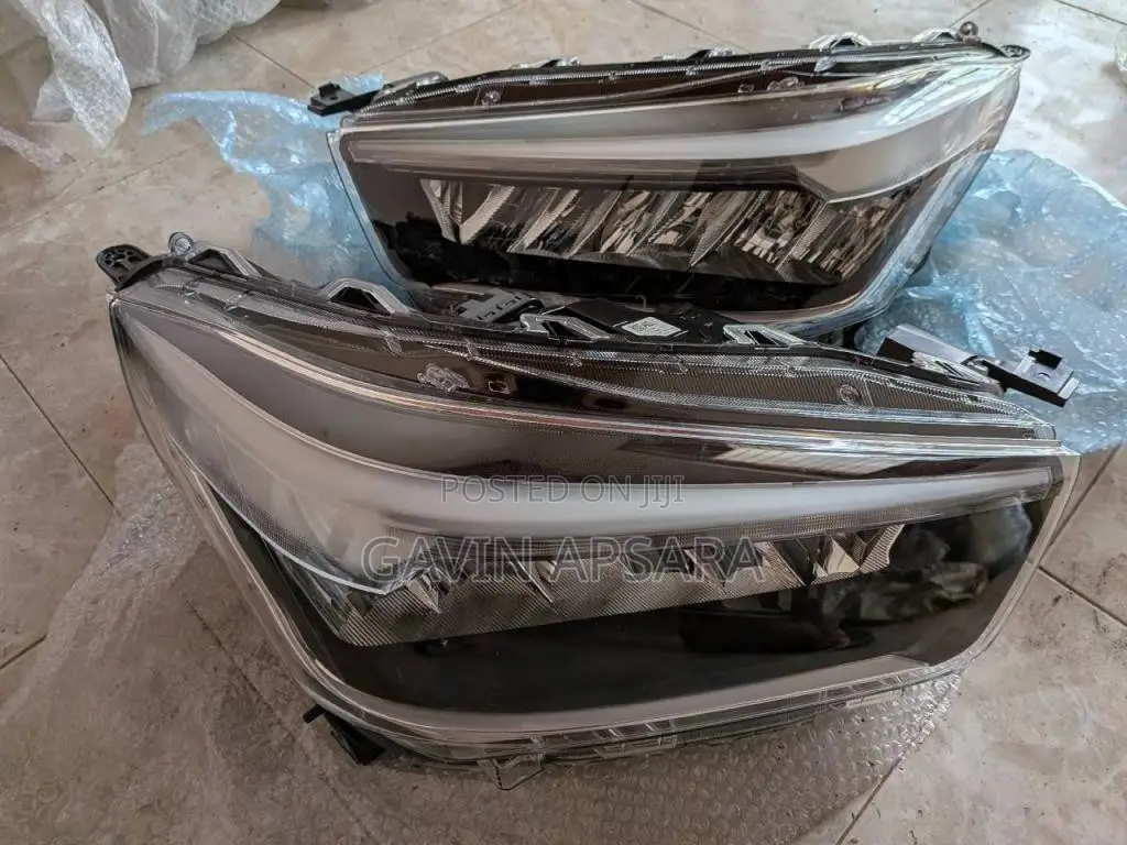 ToyotaRaizeGenuineHead LightsLHRH for Car