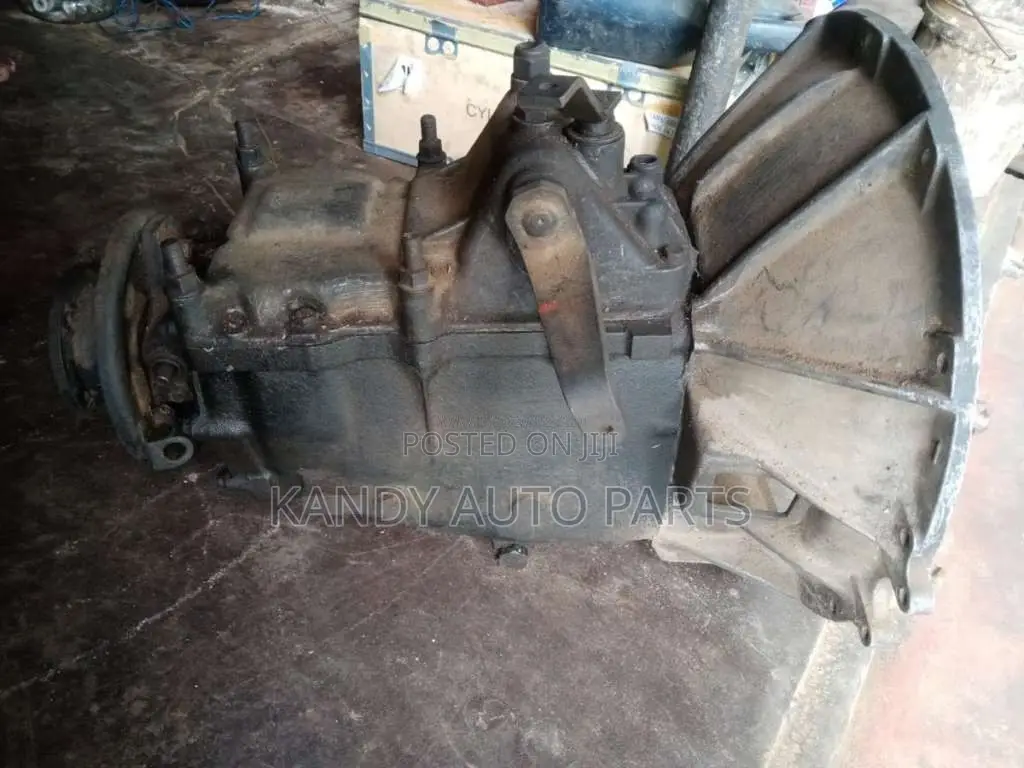 Isuzu 4BE1 Gearbox for Lorry