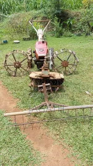 Yanmar YT 550 1995 Tractor (Used)