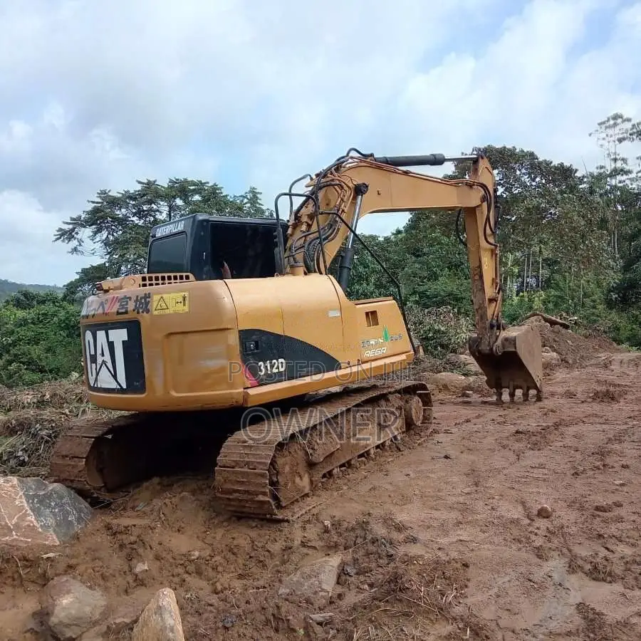 CAT 311D 2011 Heavy-Duty (Used)