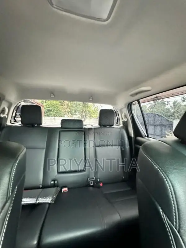 Toyota Hilux 2025 Pickup (Used)