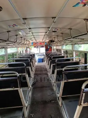 Ashok-Leyland Leyland 2010 Bus (Used)