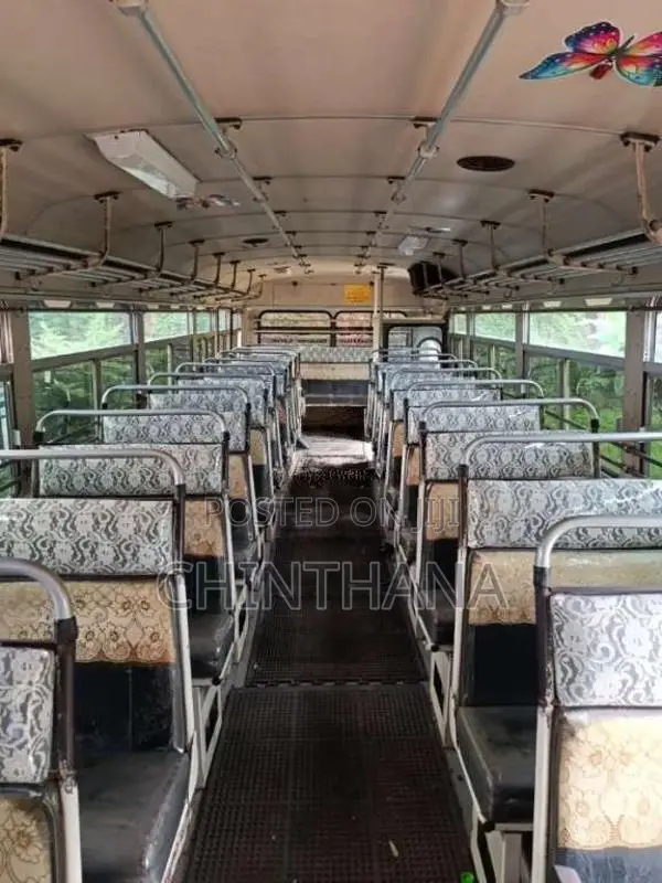 Ashok-Leyland Leyland 2010 Bus (Used)