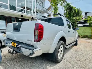 Nissan Navara 2013 Pickup (Used)