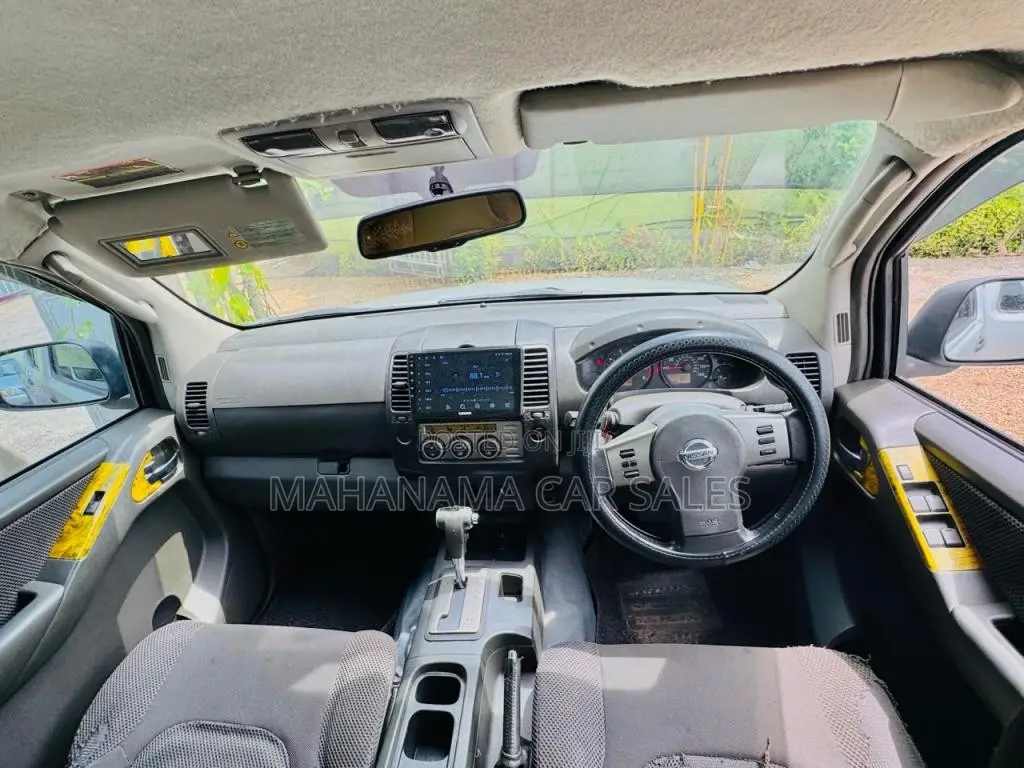Nissan Navara 2013 Pickup (Used)