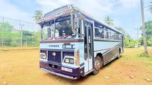 Eicher Starline 2016 Bus (Used)