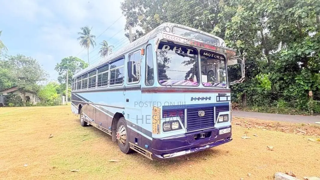 Eicher Starline 2016 Bus (Used)