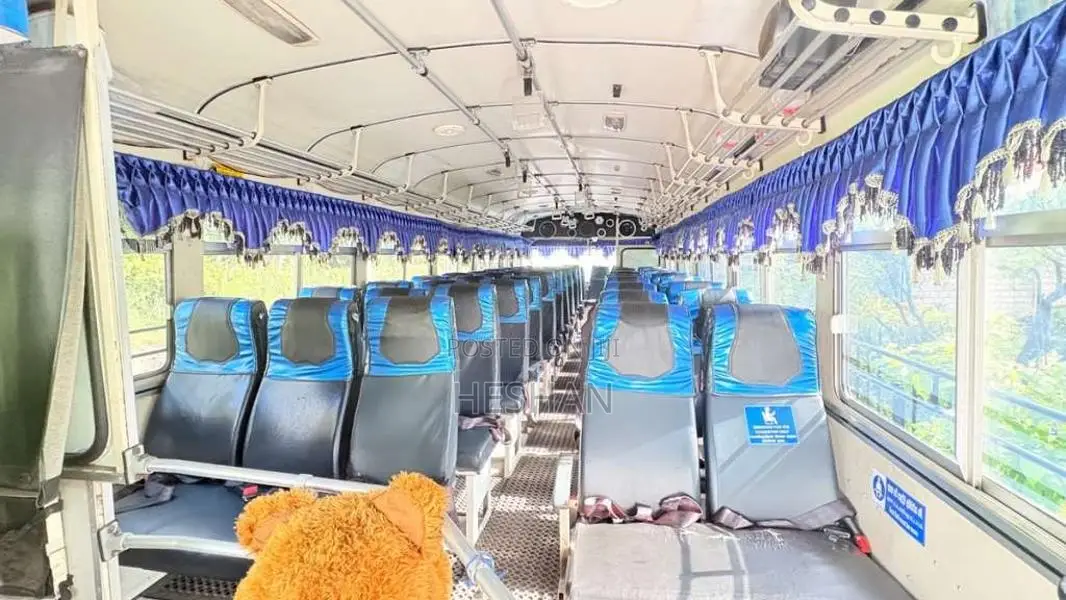 Eicher Starline 2016 Bus (Used)