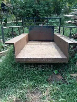 Kubota Trailer 2022 Tractor (Used)