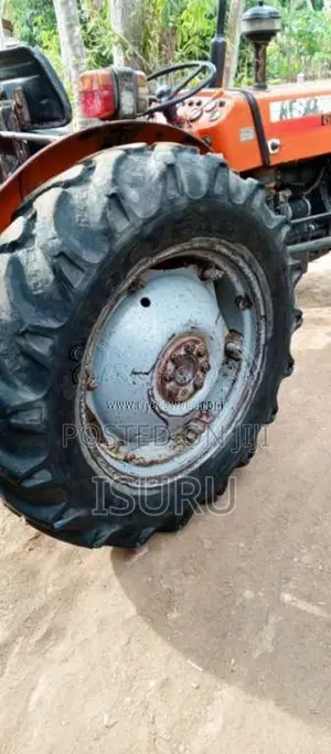 TAFE Tafe 2008 Tractor (Used)