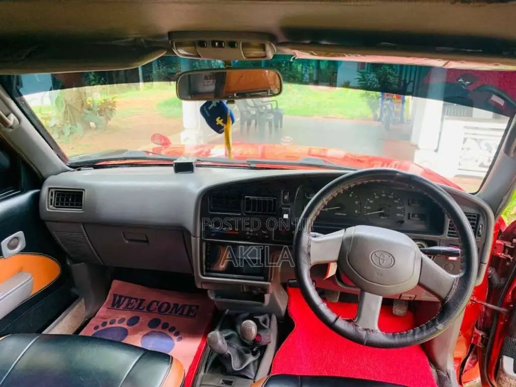 Toyota Hilux 107 SSR X 1993 Pickup (Used)