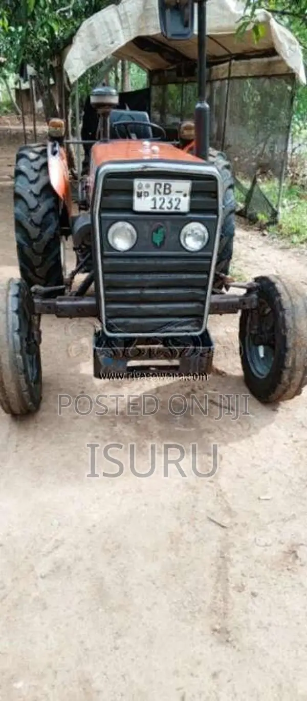 TAFE Tafe 2008 Tractor (Used)