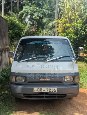 Mazda Bongo 1998 Van (Used)