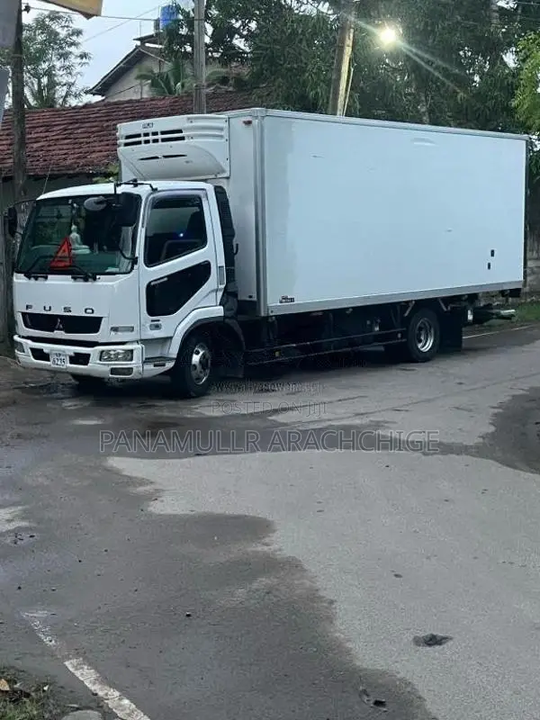 Mitsubishi Fuso 2011 Lorry (Used)