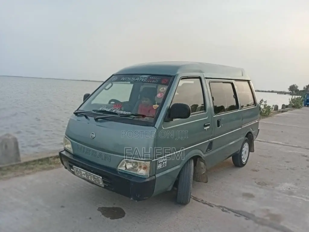 Nissan Vanette 1989 Van (Used)