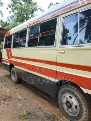 Mitsubishi Mmc Rosa 1984 Bus (Used)