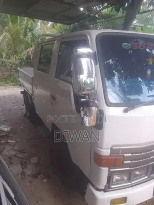 Toyota Dyna 1988 Crew Cab (Used)