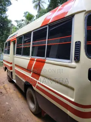 Mitsubishi Mmc Rosa 1984 Bus (Used)