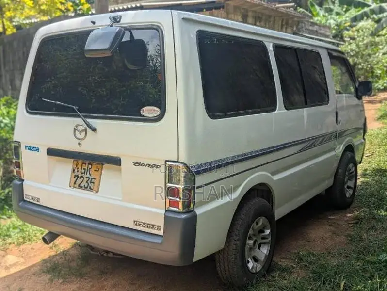 Mazda Bongo 1998 Van (Used)